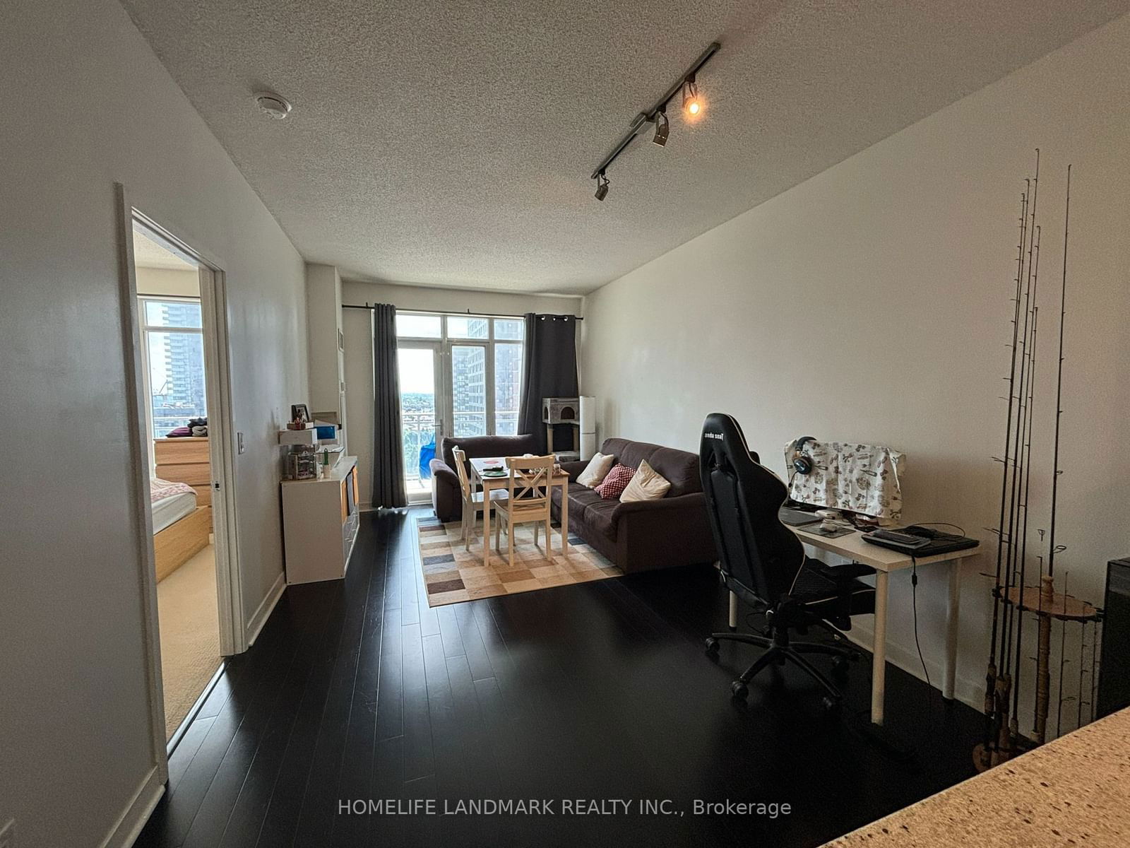 360 Square One Dr, unit 1306 for rent - image #2