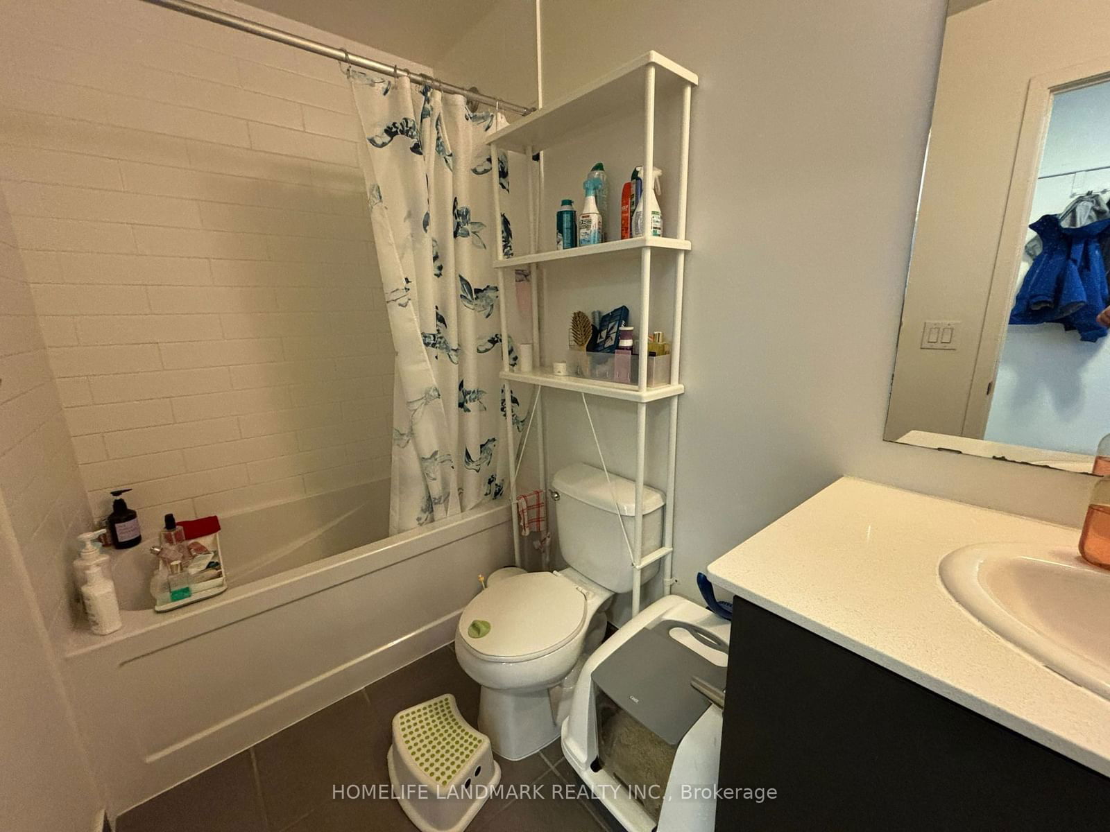 360 Square One Dr, unit 1306 for rent - image #8