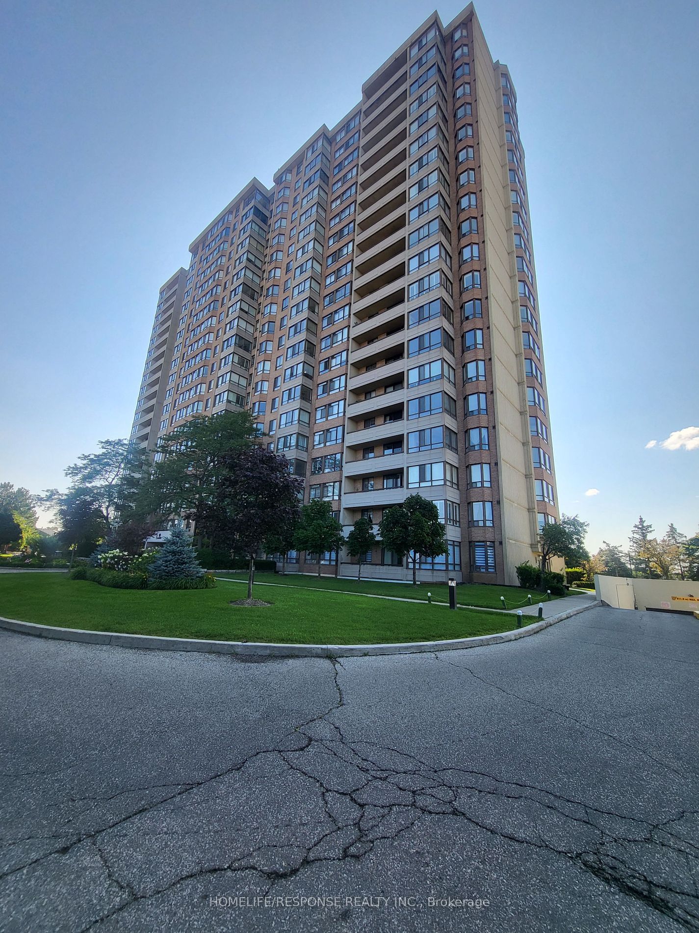 100 County Court Blvd, unit 1703 for sale