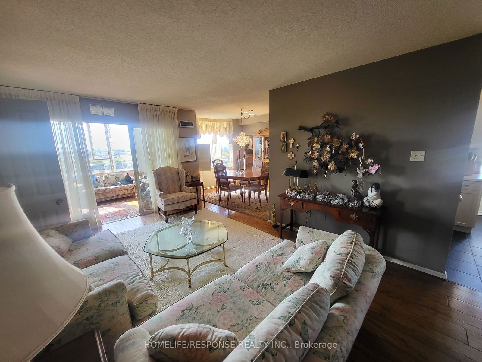 100 County Court Blvd, unit 1703 for sale - image #10