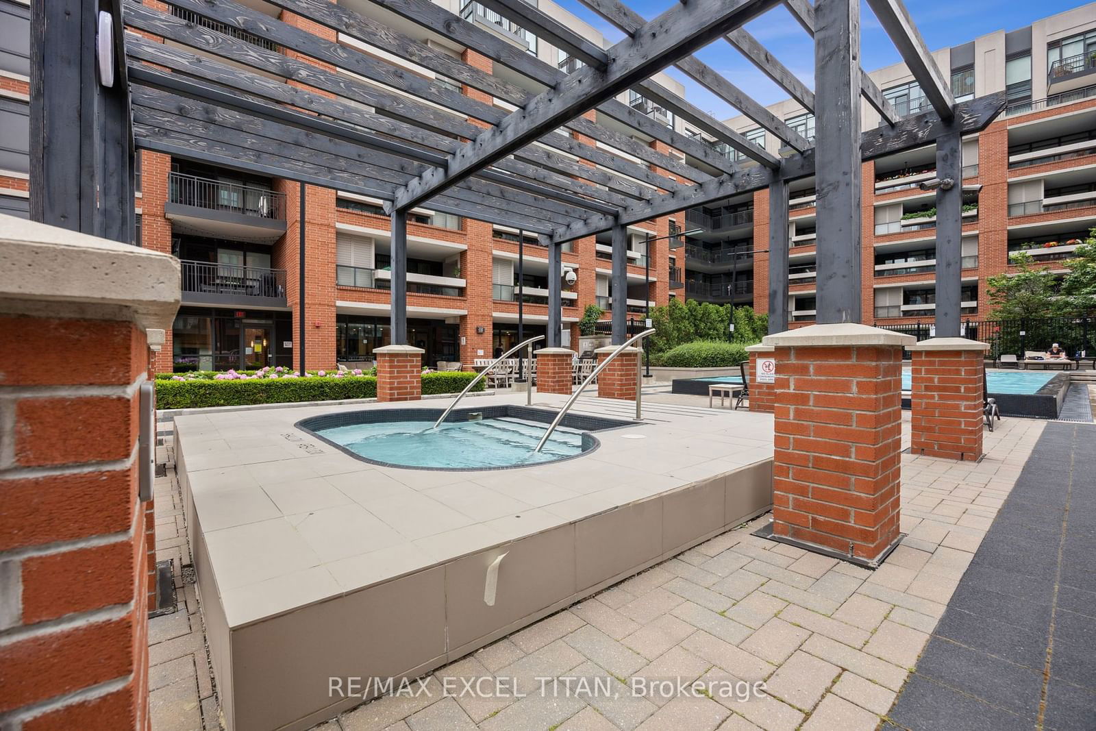 36 Via Bagnato Blvd, unit 425 for sale - image #26