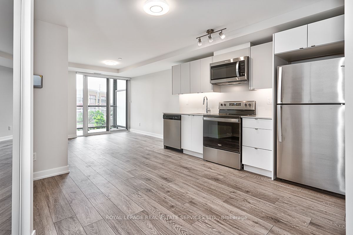 3210 Dakota Common, unit A222 for sale - image #8