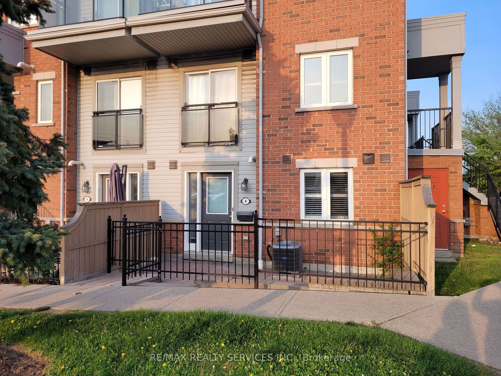 4620 Guildwood Way, unit 4 for rent