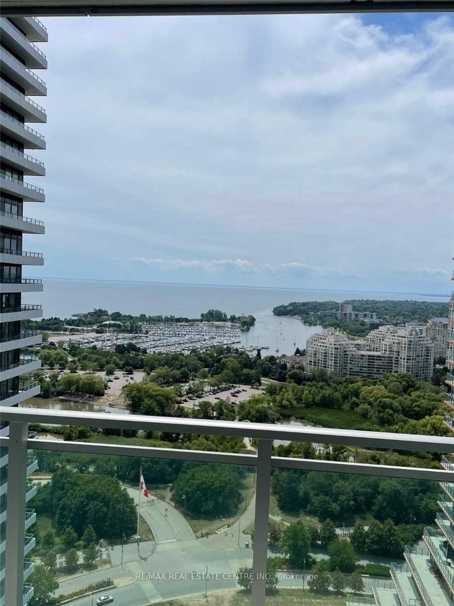 33 Shore Breeze Dr, unit 2710 for rent