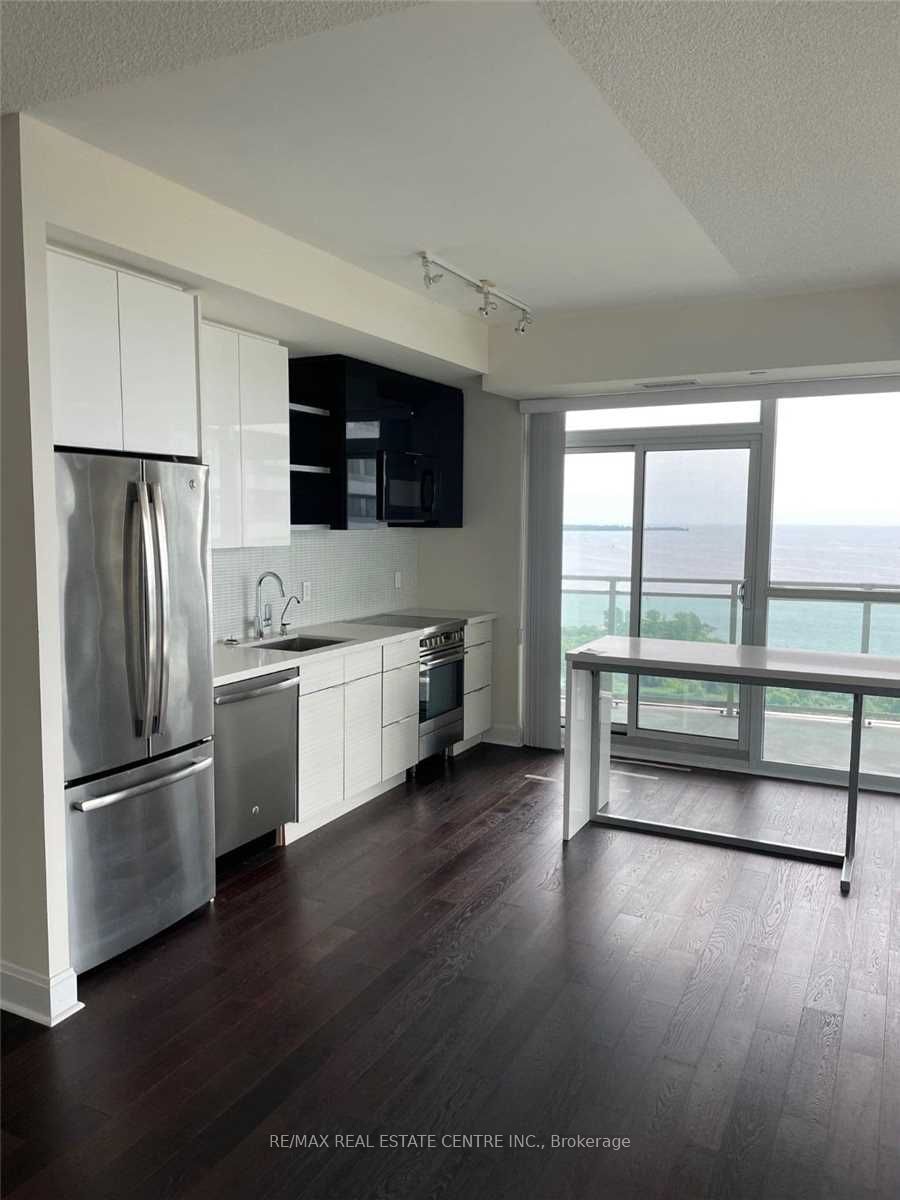 33 Shore Breeze Dr, unit 2710 for rent