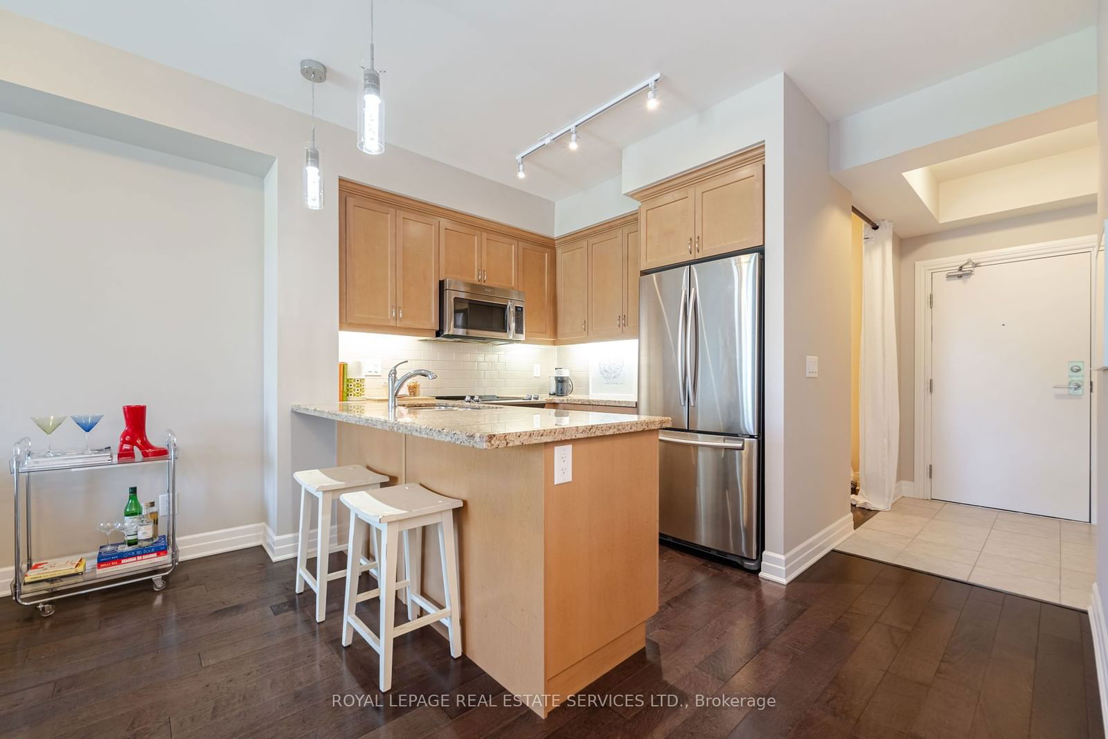 2300 Upper Middle Rd, unit 206 for sale - image #4