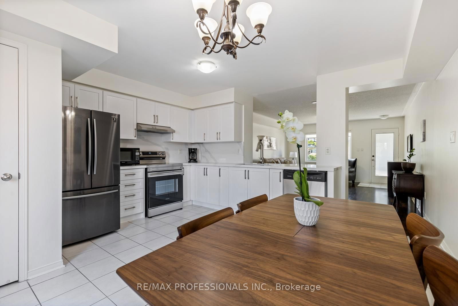 3070 Thomas St, unit 5 for sale - image #8