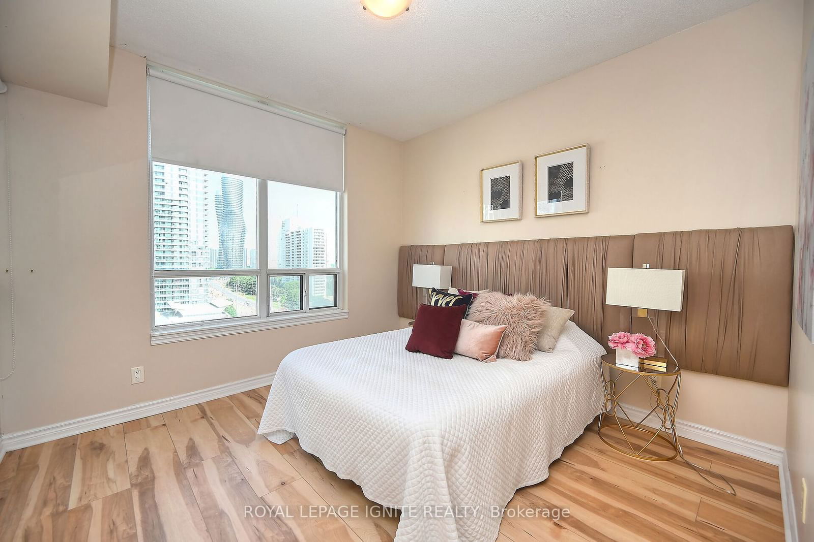 3504 Hurontario St, unit 1207 for sale - image #20