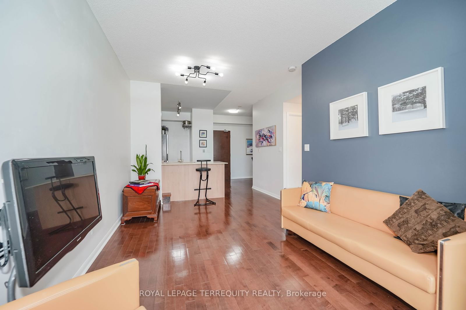 3391 Bloor St W, unit 312 for sale - image #13