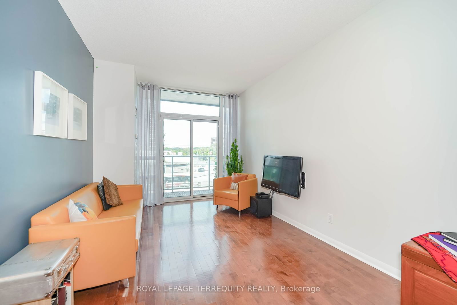 3391 Bloor St W, unit 312 for sale - image #14