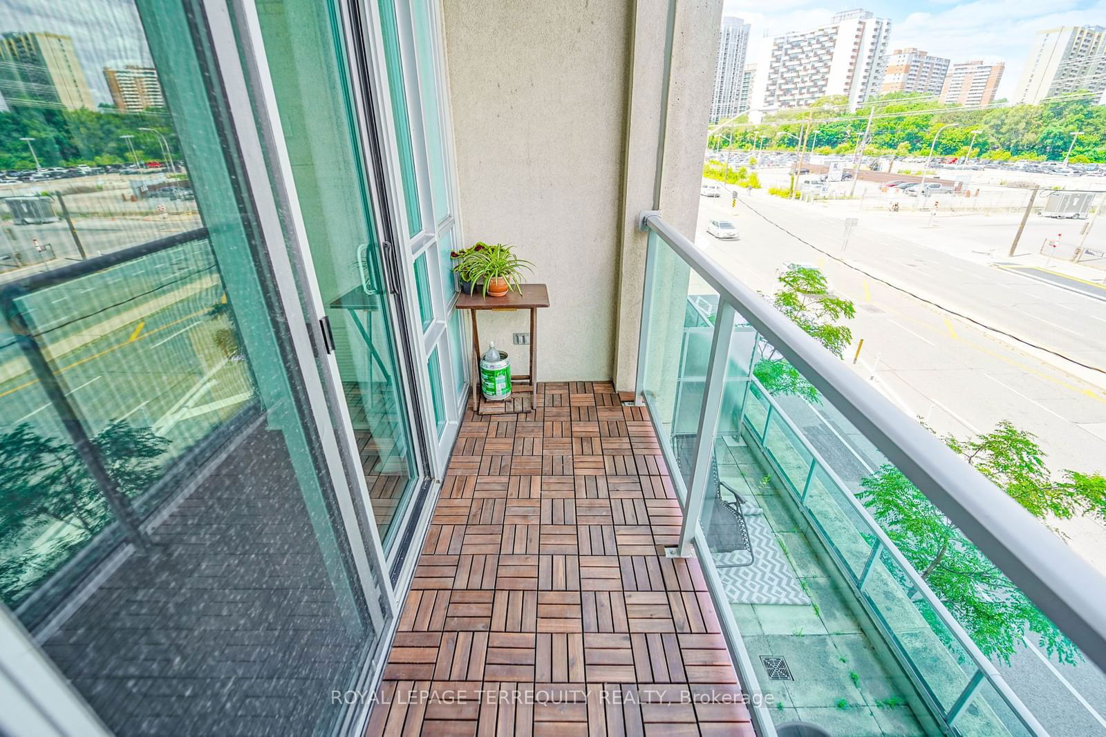 3391 Bloor St W, unit 312 for sale - image #19