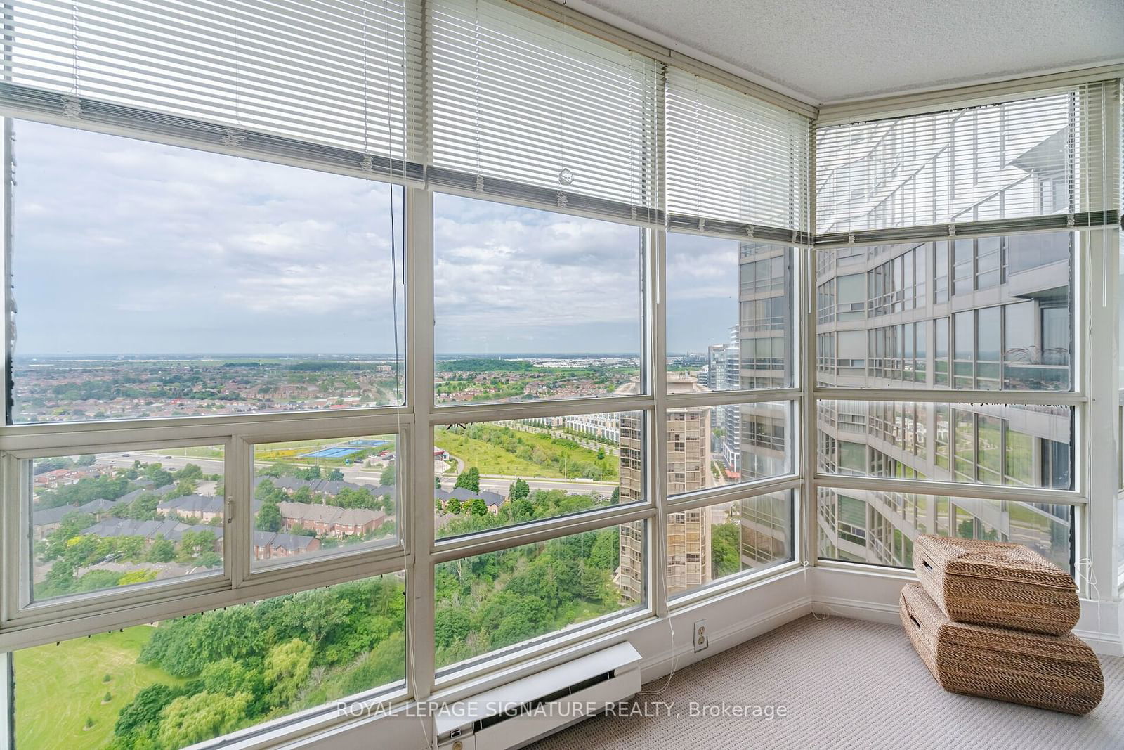 45 Kingsbridge Garden Circ, unit 2803 for sale - image #12