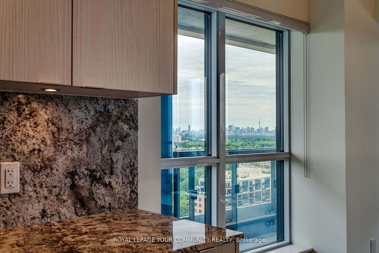 5 Mabelle Ave, unit 2128 for sale - image #14