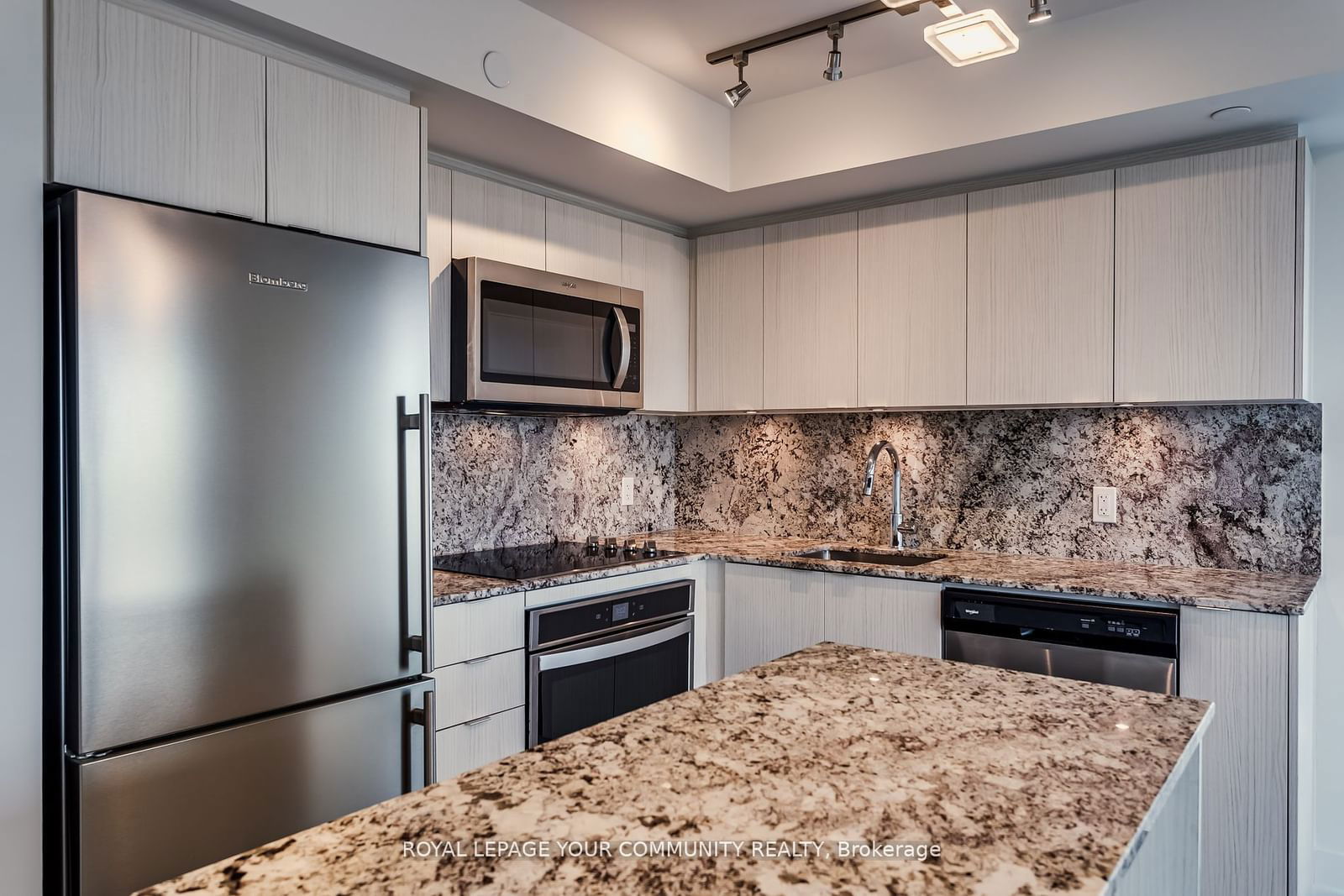 5 Mabelle Ave, unit 2128 for sale - image #8