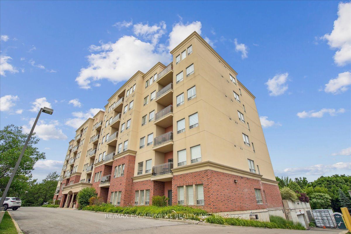 1499 Nottinghill Gate, unit 509 for sale - image #2