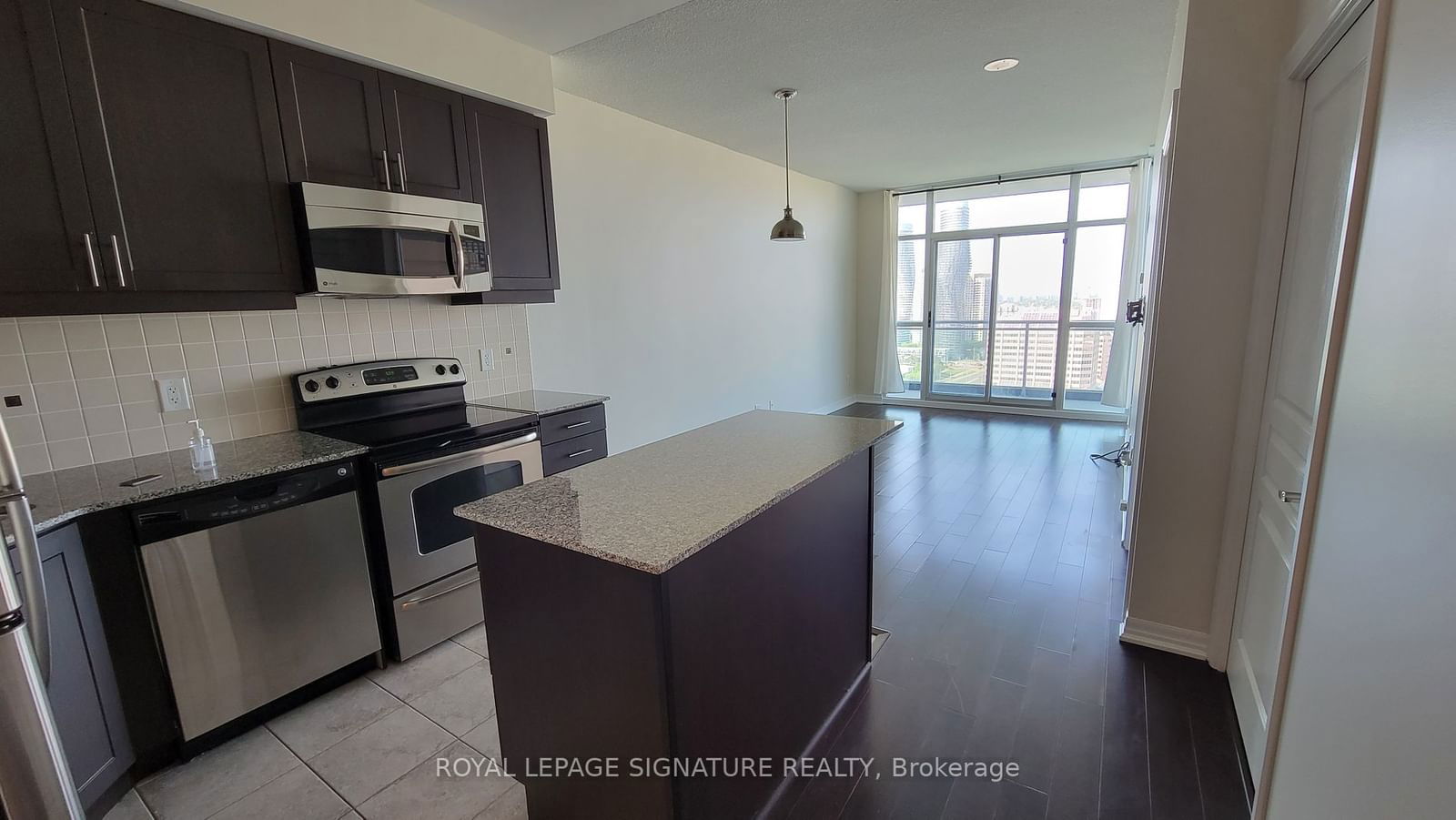 223 Webb Dr, unit 2305 for rent - image #9