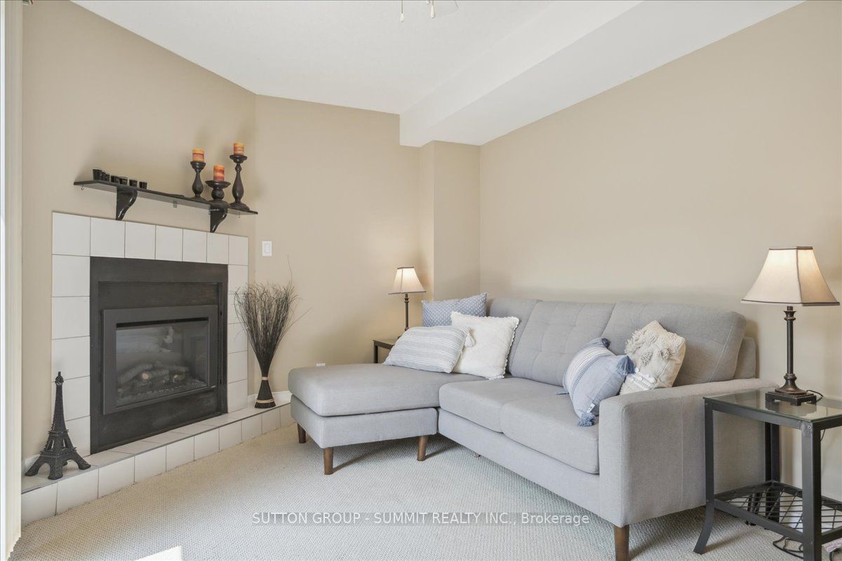 1540 Reeves Gate, unit 16 for sale - image #32