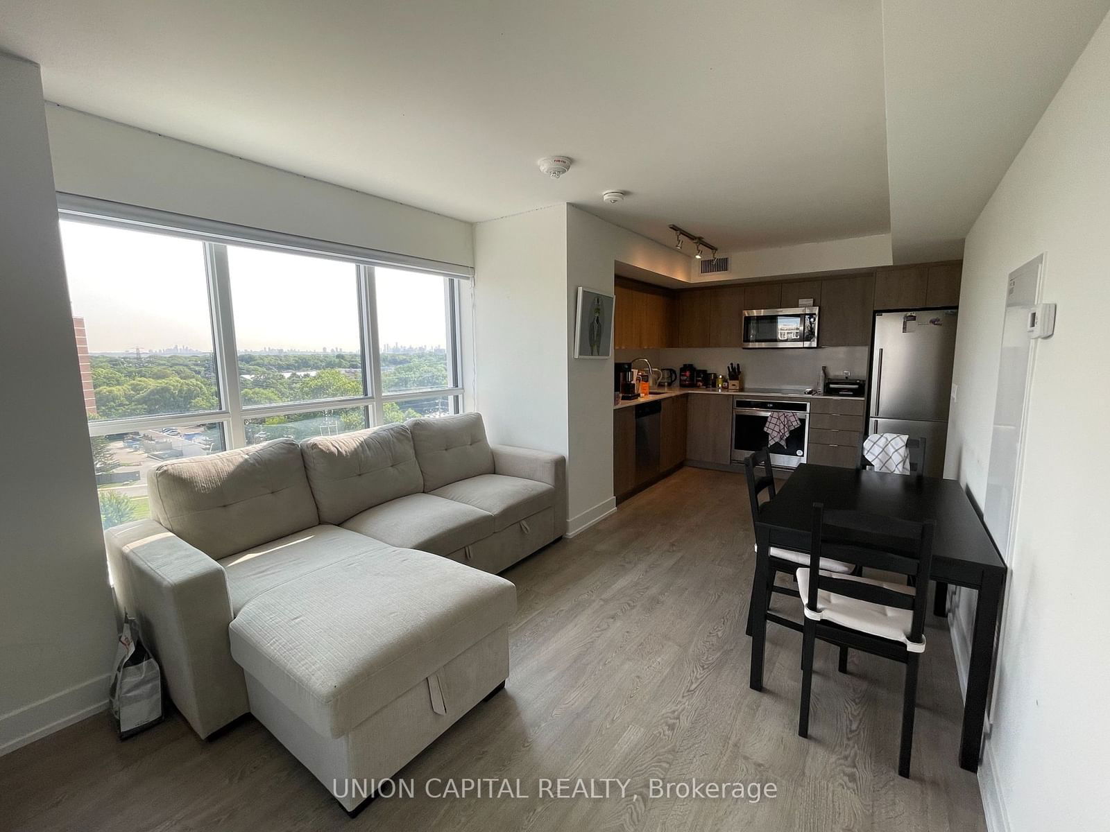 5 Mabelle Ave, unit 835 for rent - image #7