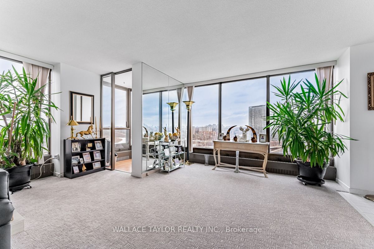 2045 Lake Shore Blvd W, unit 1612 for sale - image #13