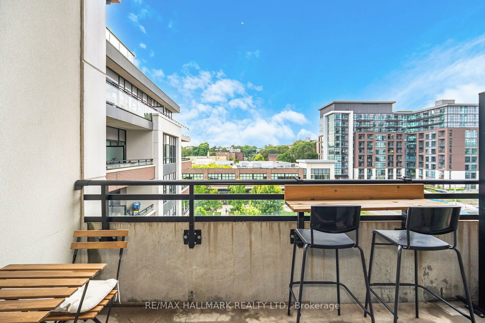 1 Neighbourhood Lane, unit 502 for sale - image #21