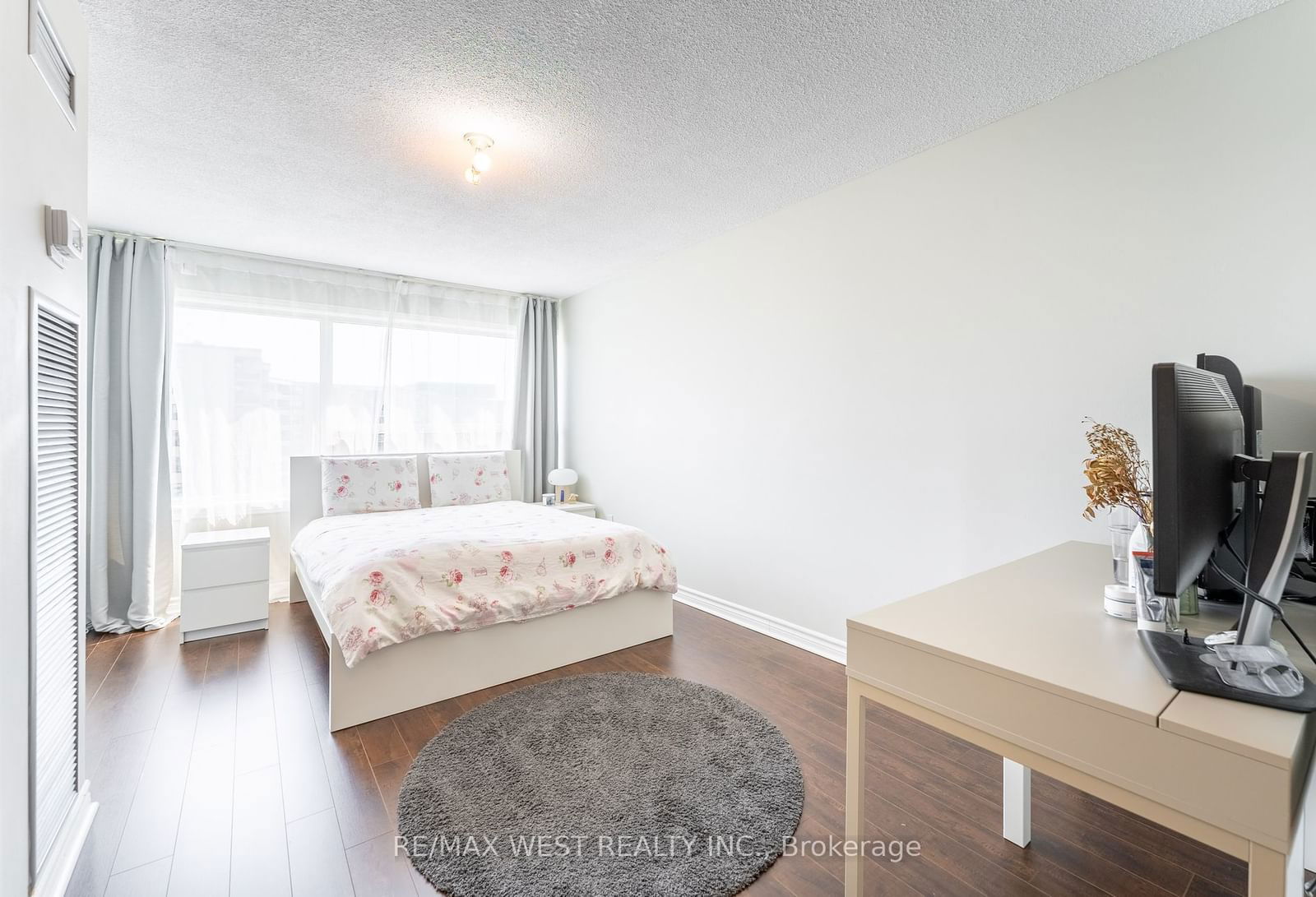 475 The West Mall, unit 1404 for sale