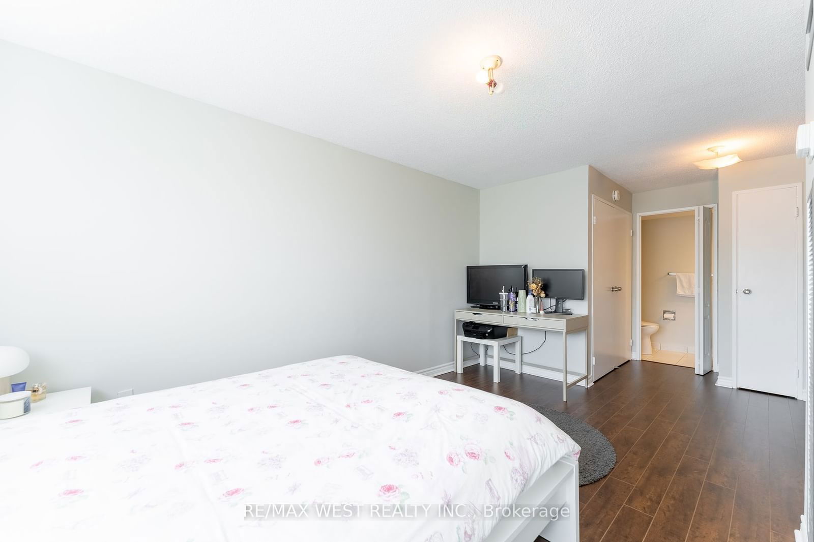 475 The West Mall, unit 1404 for sale - image #31