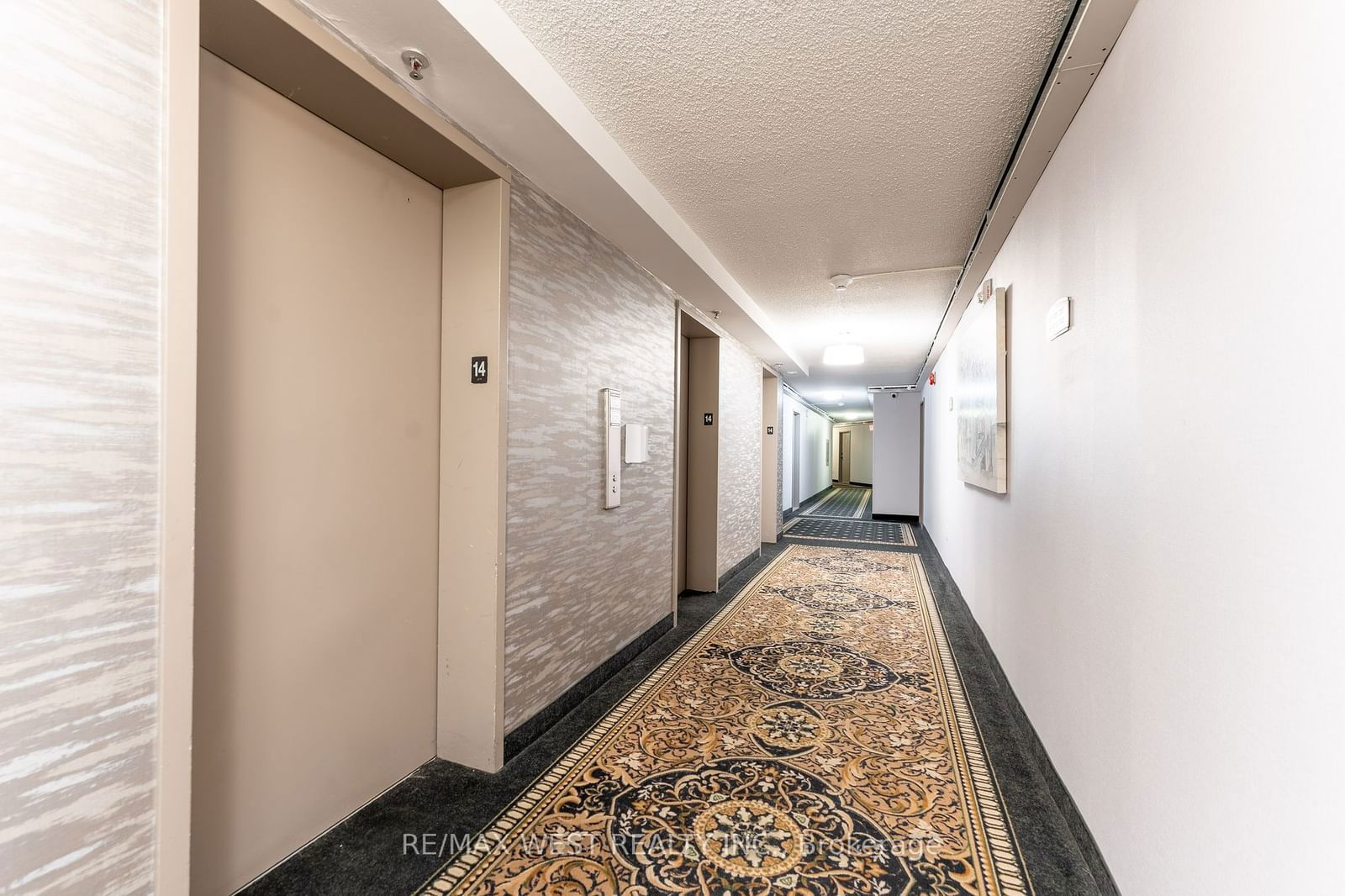 475 The West Mall, unit 1404 for sale