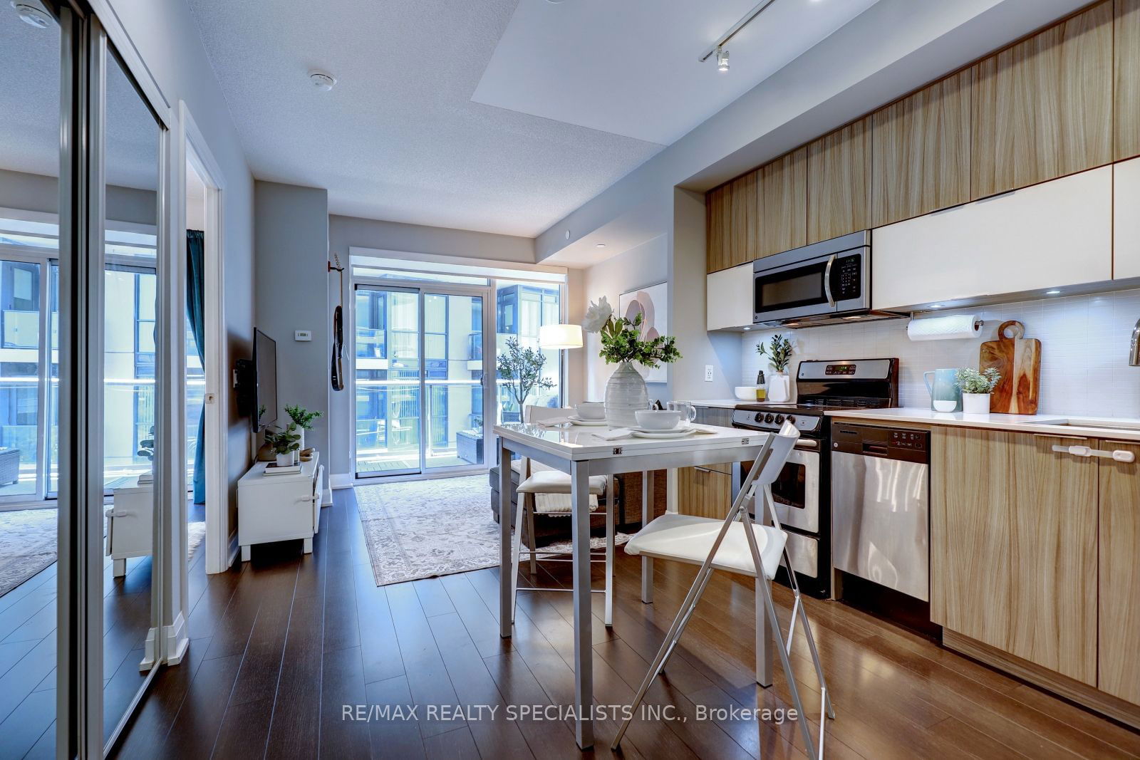 56 Annie Craig Dr, unit 706 for sale - image #8