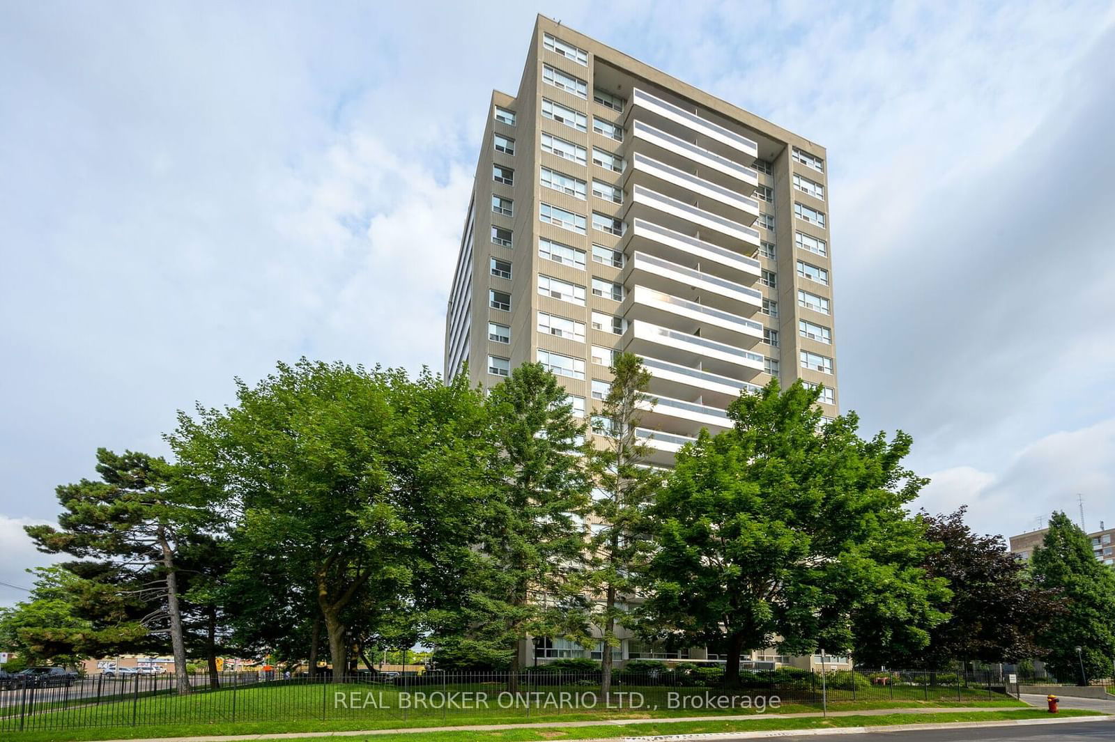 2263 Marine Dr, unit 507 for sale - image #37