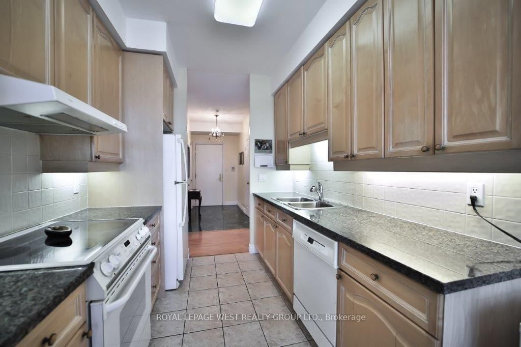 2 Aberfoyle Cres, unit 509 for sale - image #9