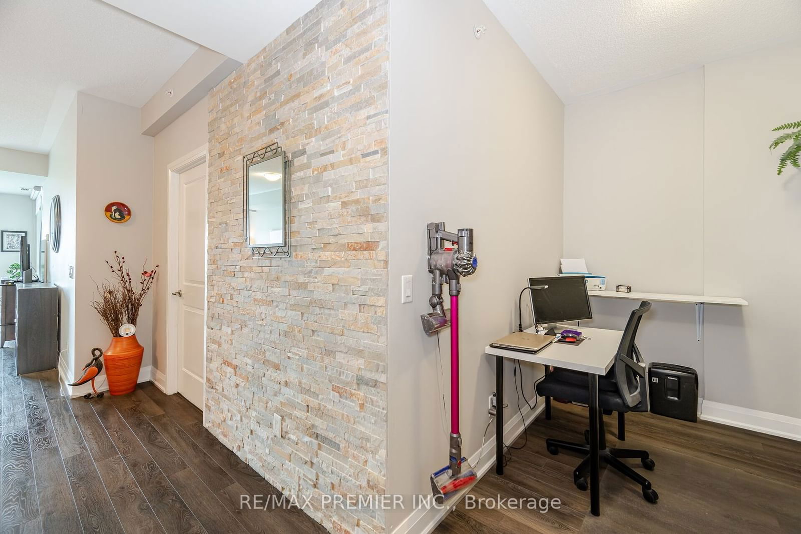 55 Yorkland Blvd, unit 607 for sale - image #6