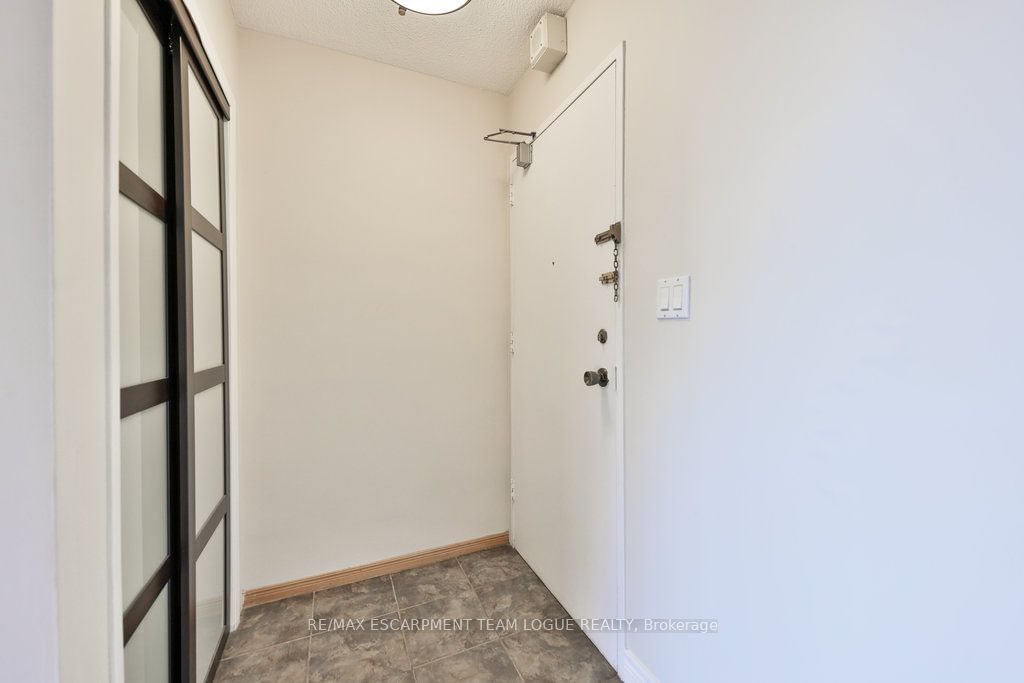 2263 Marine Dr, unit 501 for sale - image #6