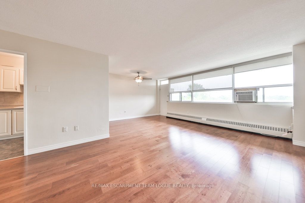 2263 Marine Dr, unit 501 for sale - image #8