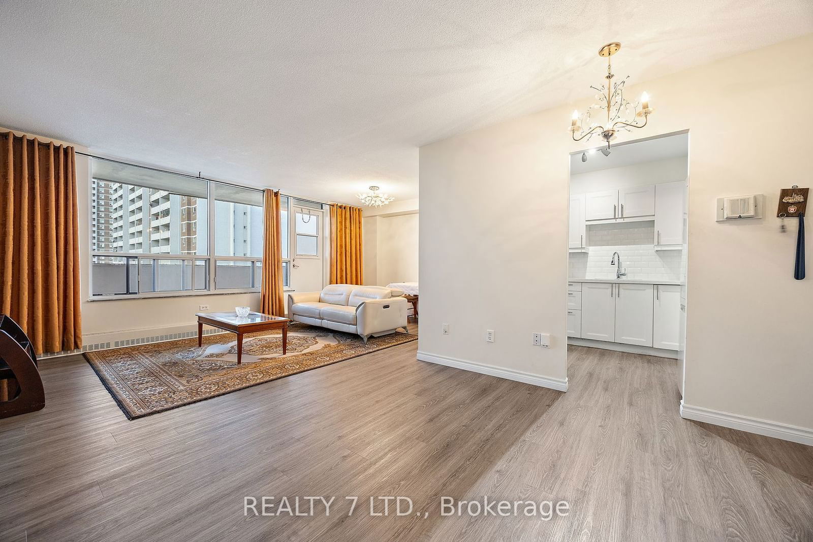 3390 Weston Rd, unit 1208 for sale - image #3