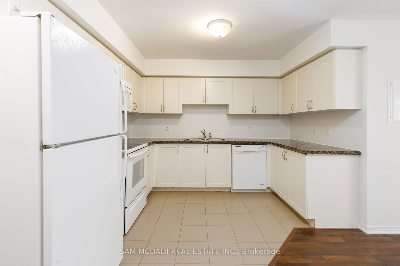 2464 Post Rd, unit 15 for sale - image #8