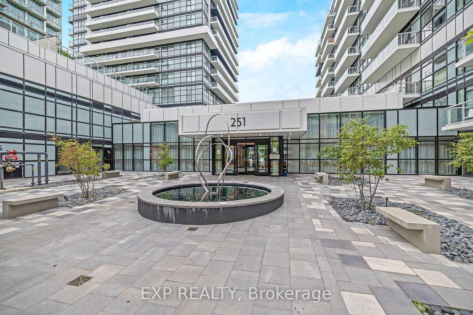 251 Manitoba St, unit 1013 for sale - image #2