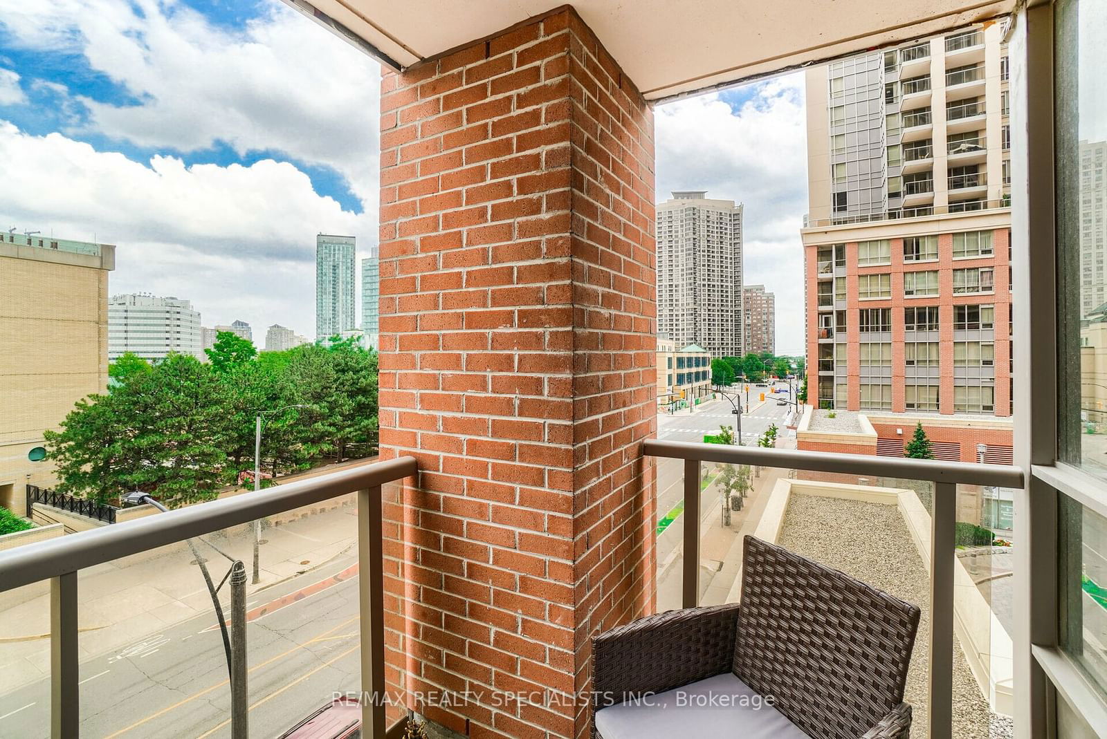 4090 Living Arts Dr, unit 414 for rent - image #28