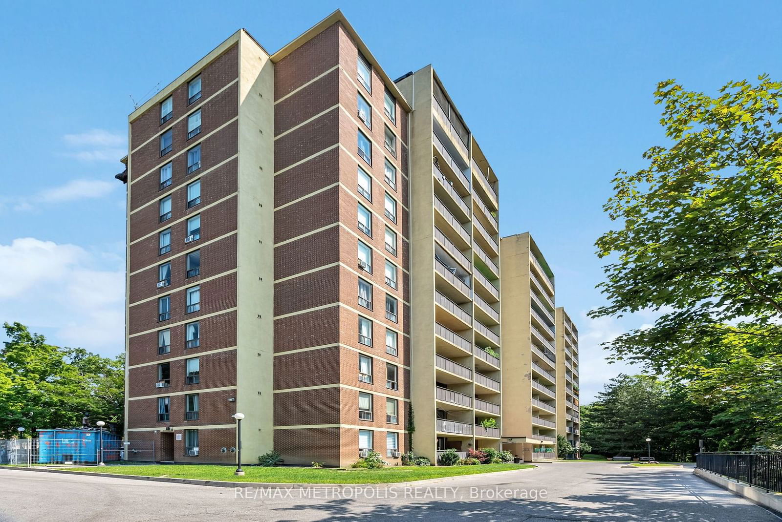 15 London Green Crt, unit 509 for sale - image #1