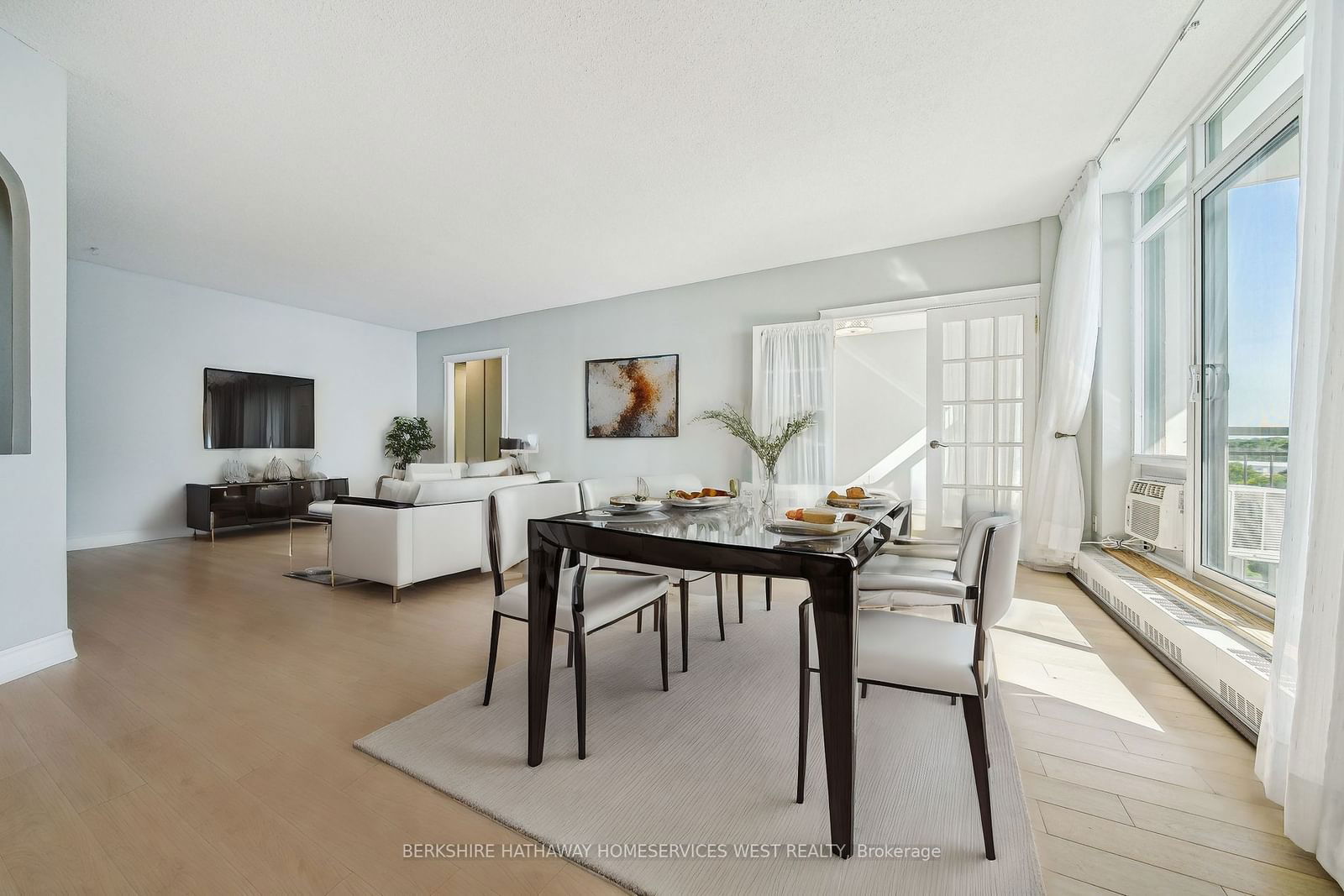 5250 Lakeshore Rd, unit 708 for sale - image #12