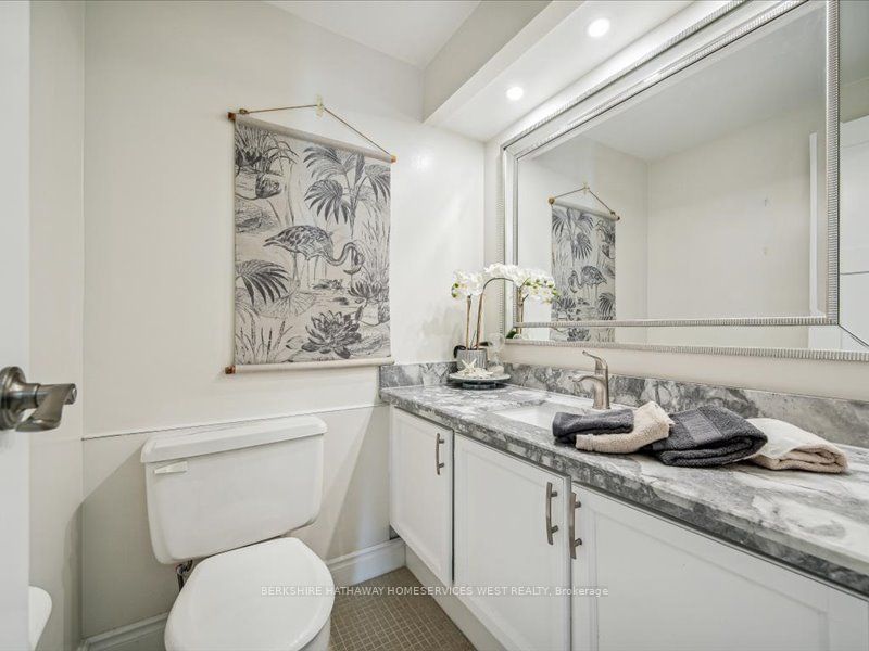 5250 Lakeshore Rd, unit 708 for sale - image #25