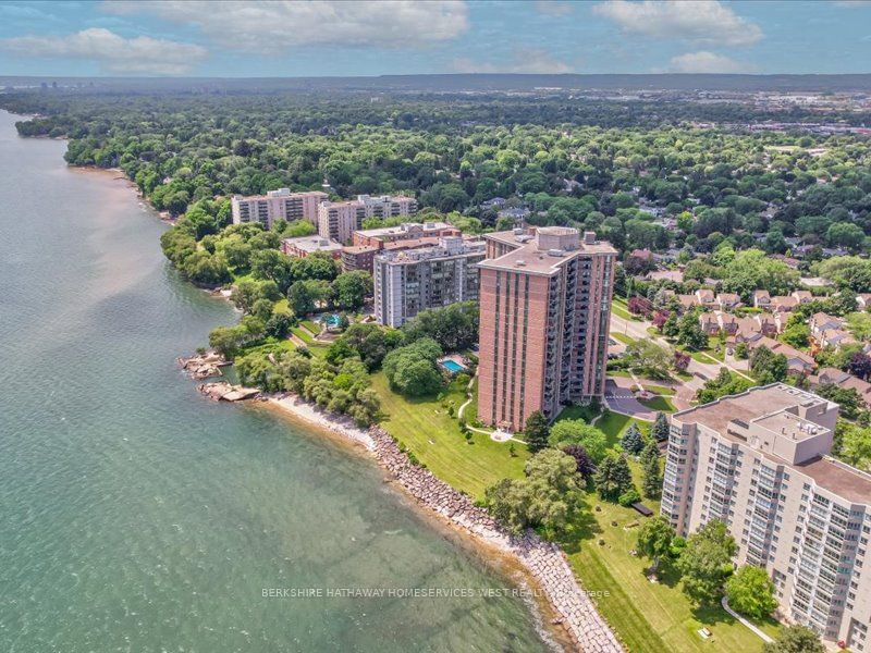 5250 Lakeshore Rd, unit 708 for sale