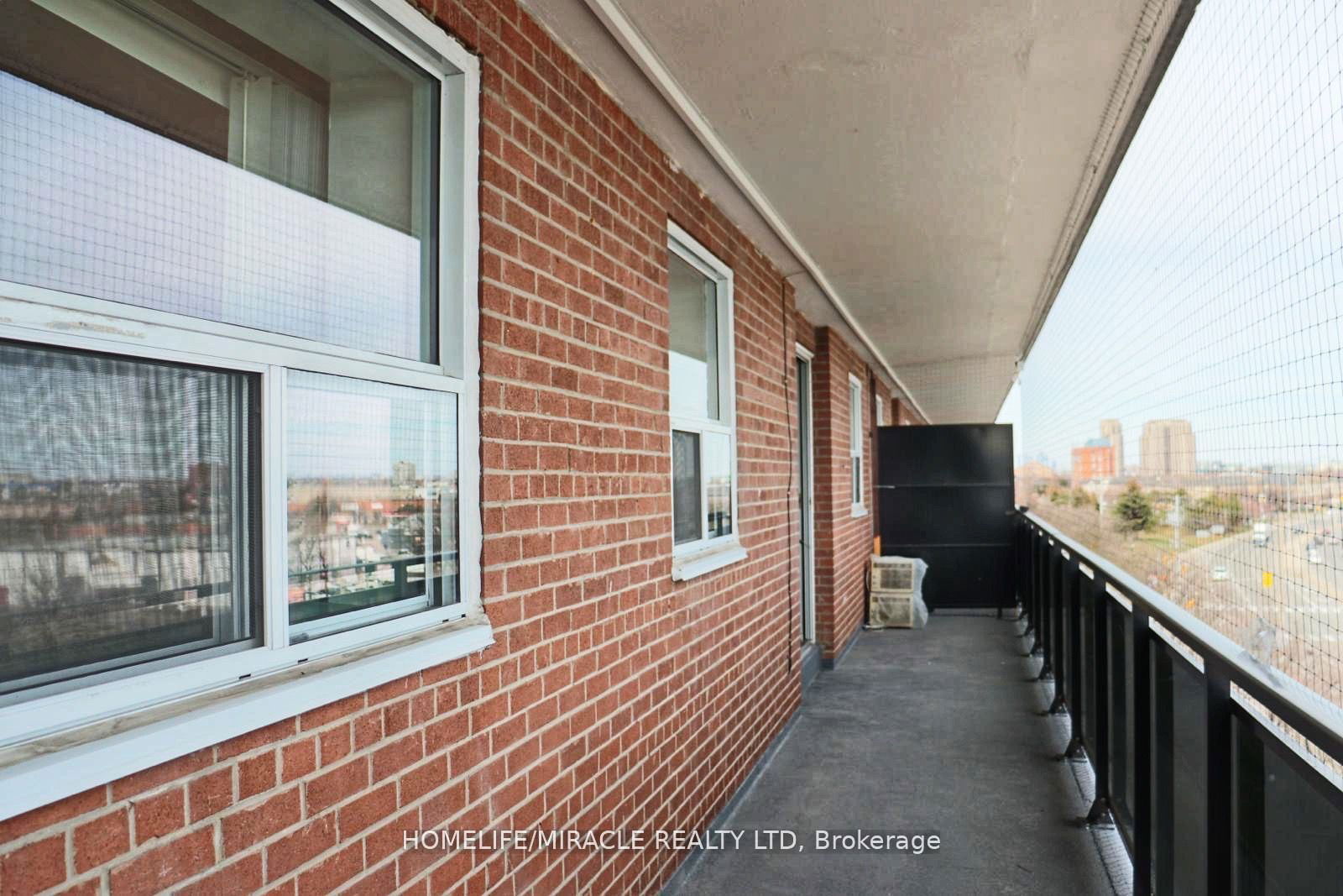 3533 Derry Rd E, unit 608 for sale - image #16