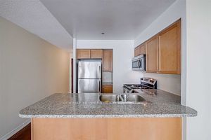 335 Rathburn Rd W, unit 1701 for sale - image #6