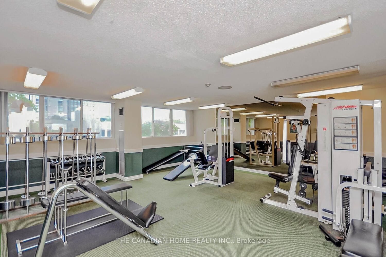 3700 Kaneff Cres, unit 903 for sale - image #35