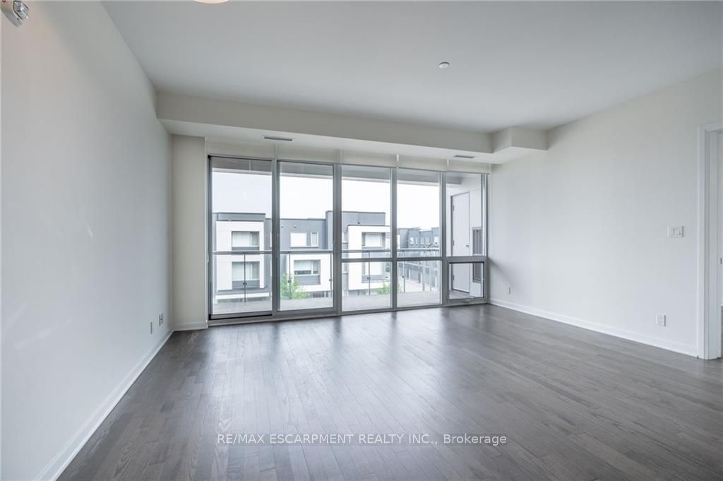 3028 Creekshore Common, unit 301 for sale - image #13