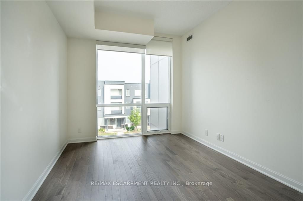 3028 Creekshore Common, unit 301 for sale - image #22