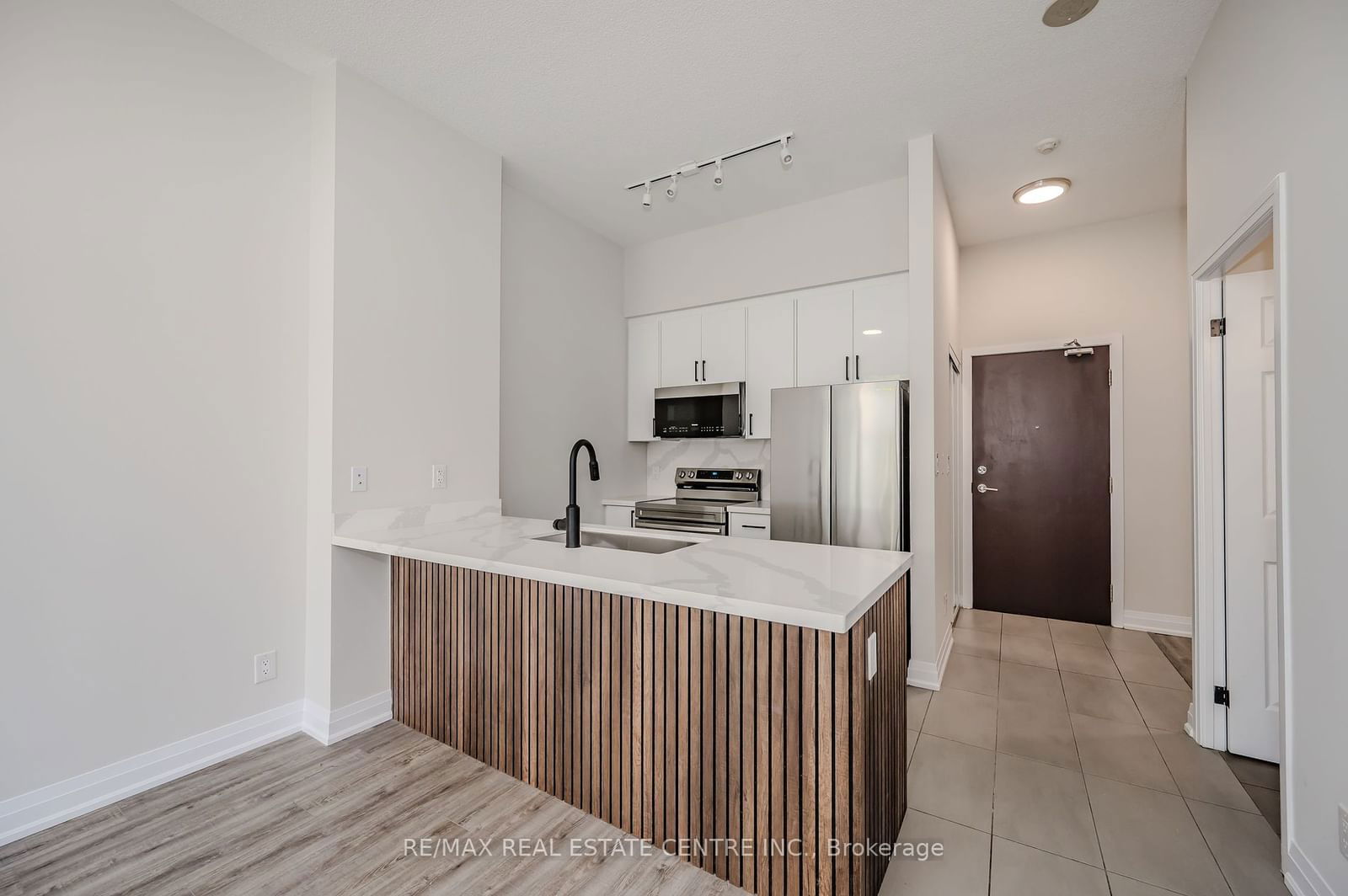 4099 Brickstone Mews, unit 302 for sale - image #8