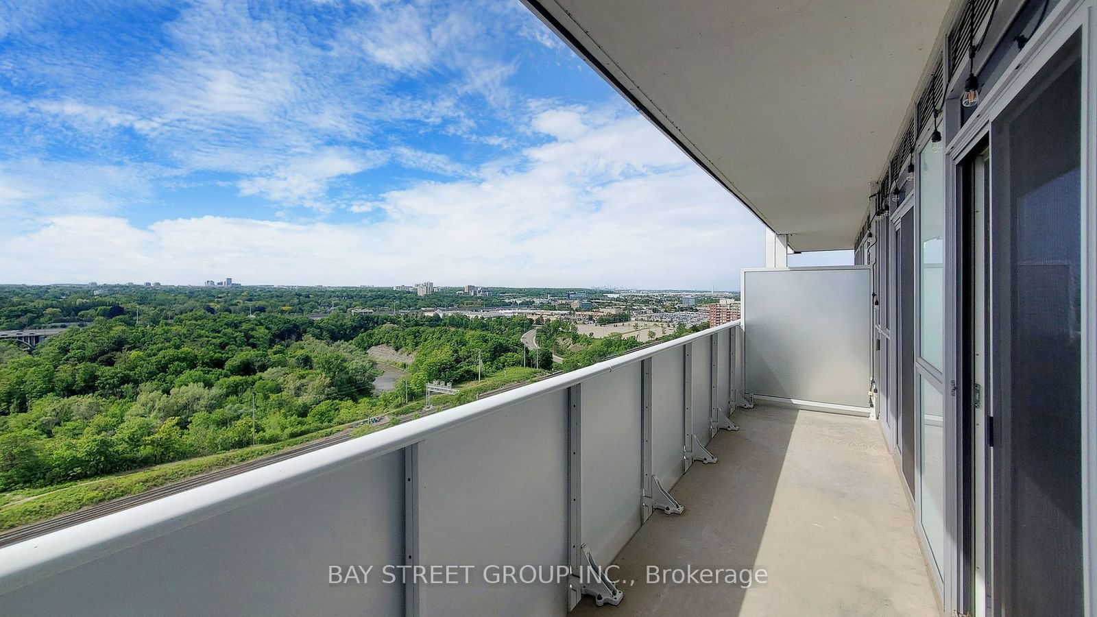 65 Speers Rd, unit 1702 for sale - image #25