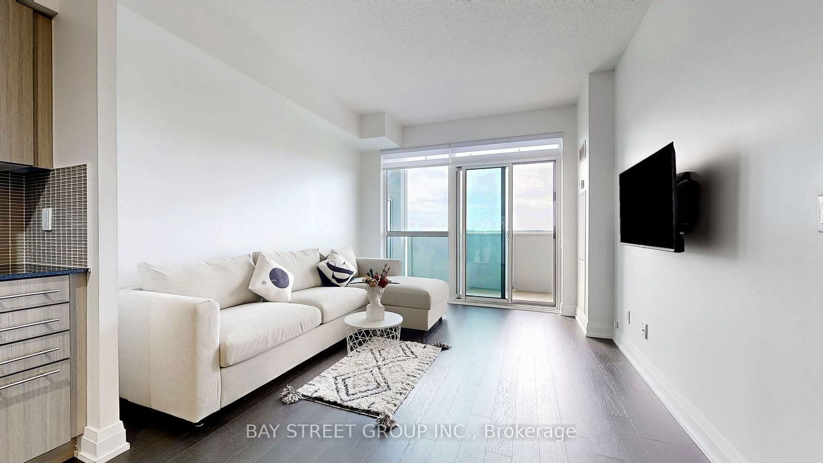 65 Speers Rd, unit 1702 for sale - image #5