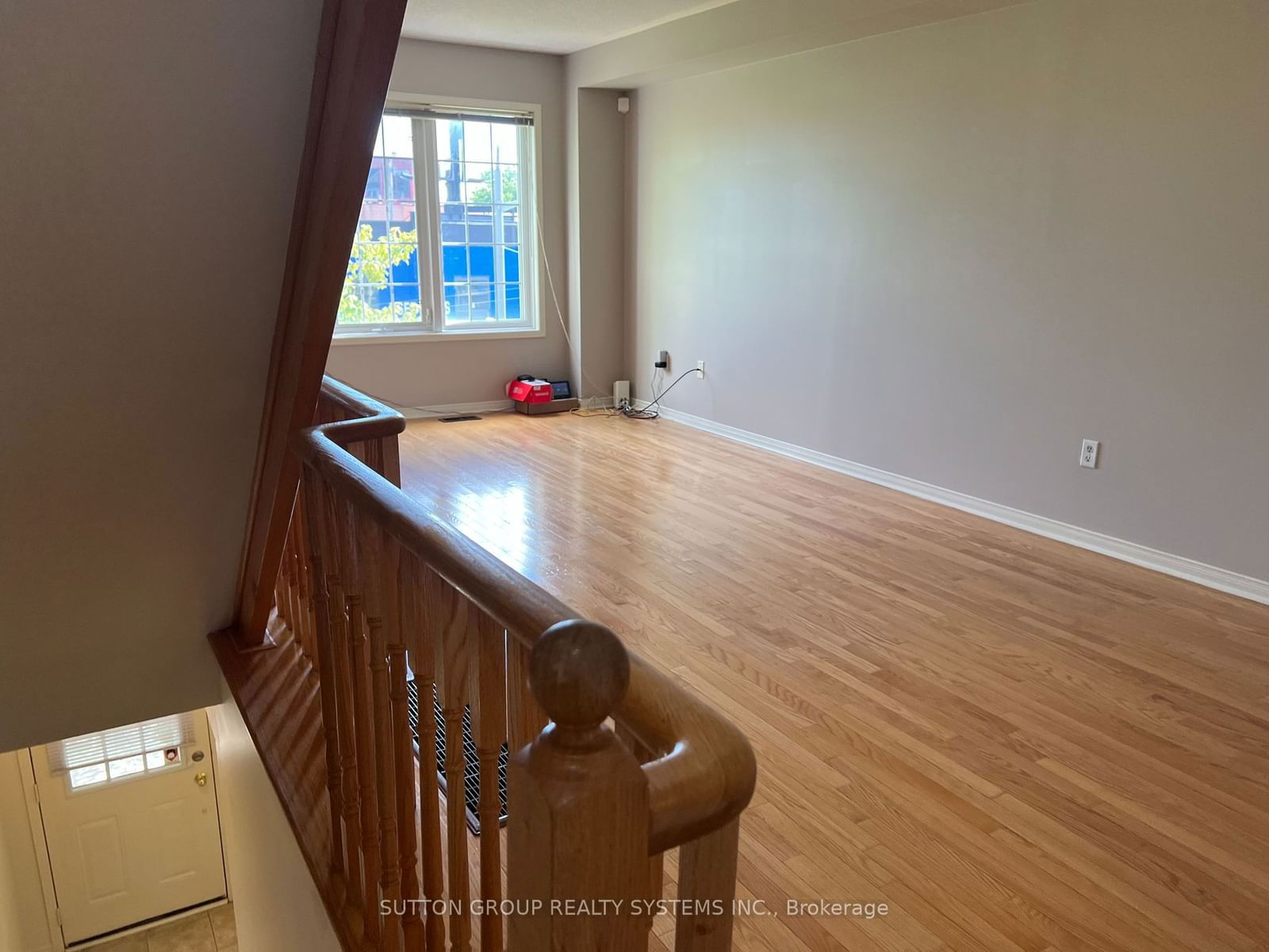 1920 St Clair Ave W for rent  - image #19